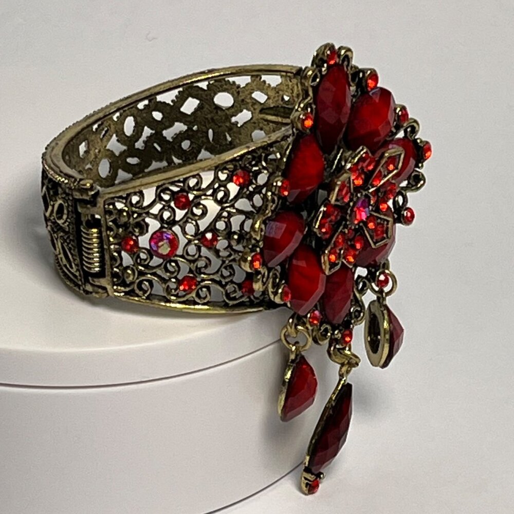 Vintage Brass Filigree Bracelet With Red Faceted Stones & Dangling Charms - Picture 3 of 4